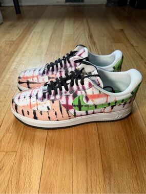 Nike Air Force 1